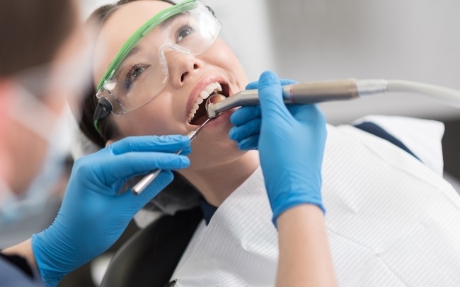 Джорно Дентале (Giorno Dentale) на Театральній