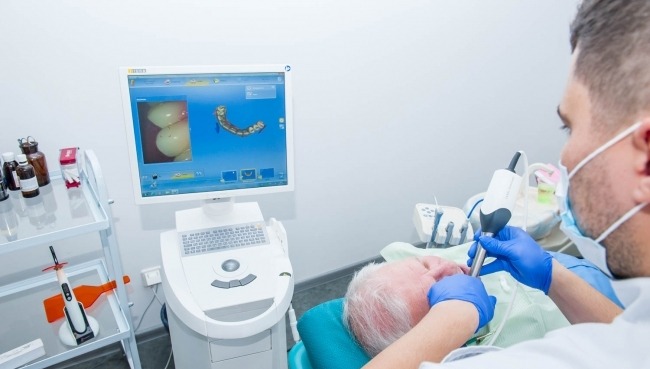 Стоматологічна клініка BurovClinic («БуровКлінік»)