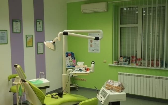 Центр естетичної стоматології «Дент»