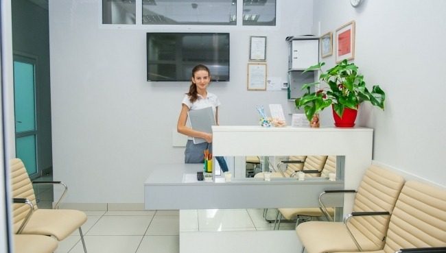Стоматологічна клініка «КІСС»